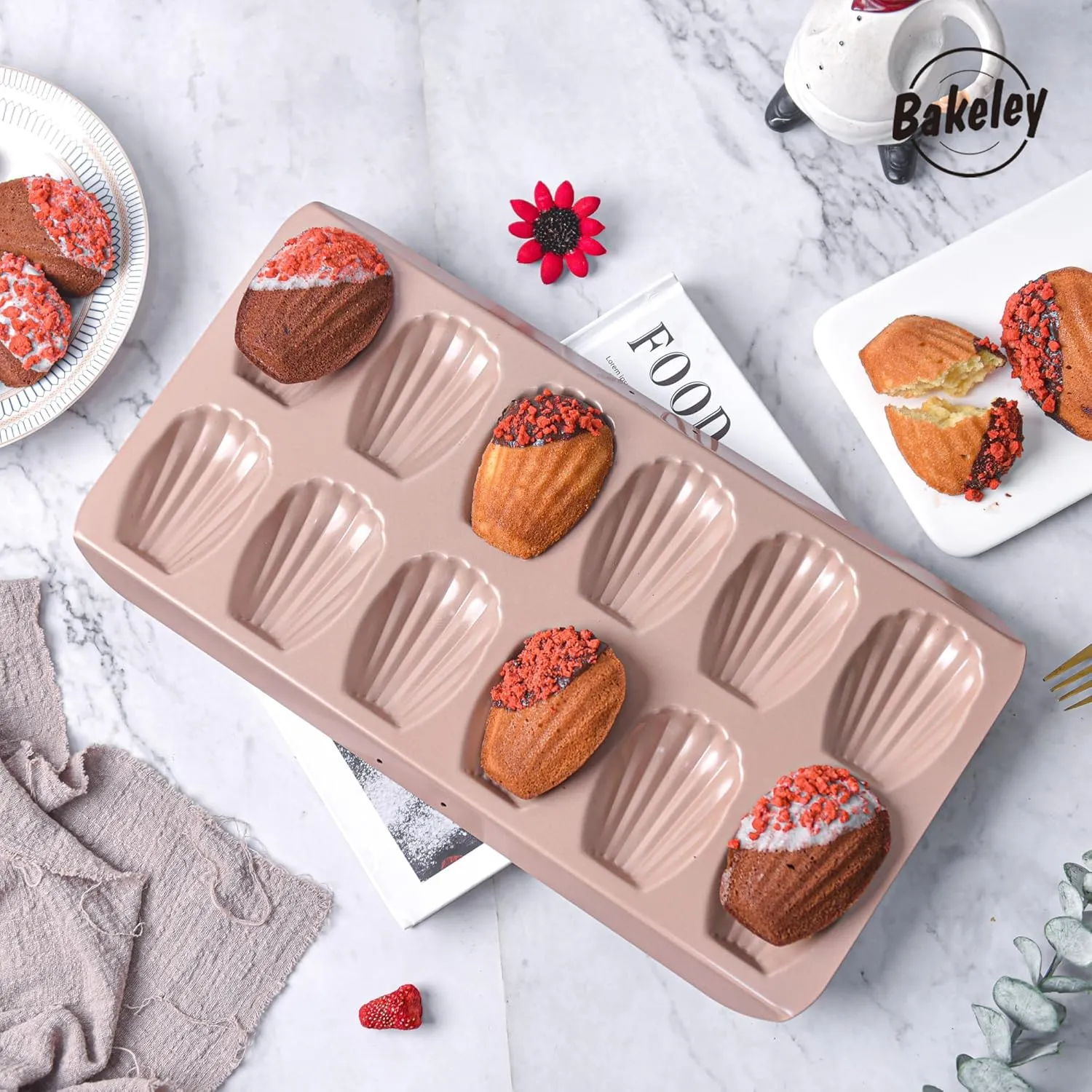 12Cavity Madeleine Pan