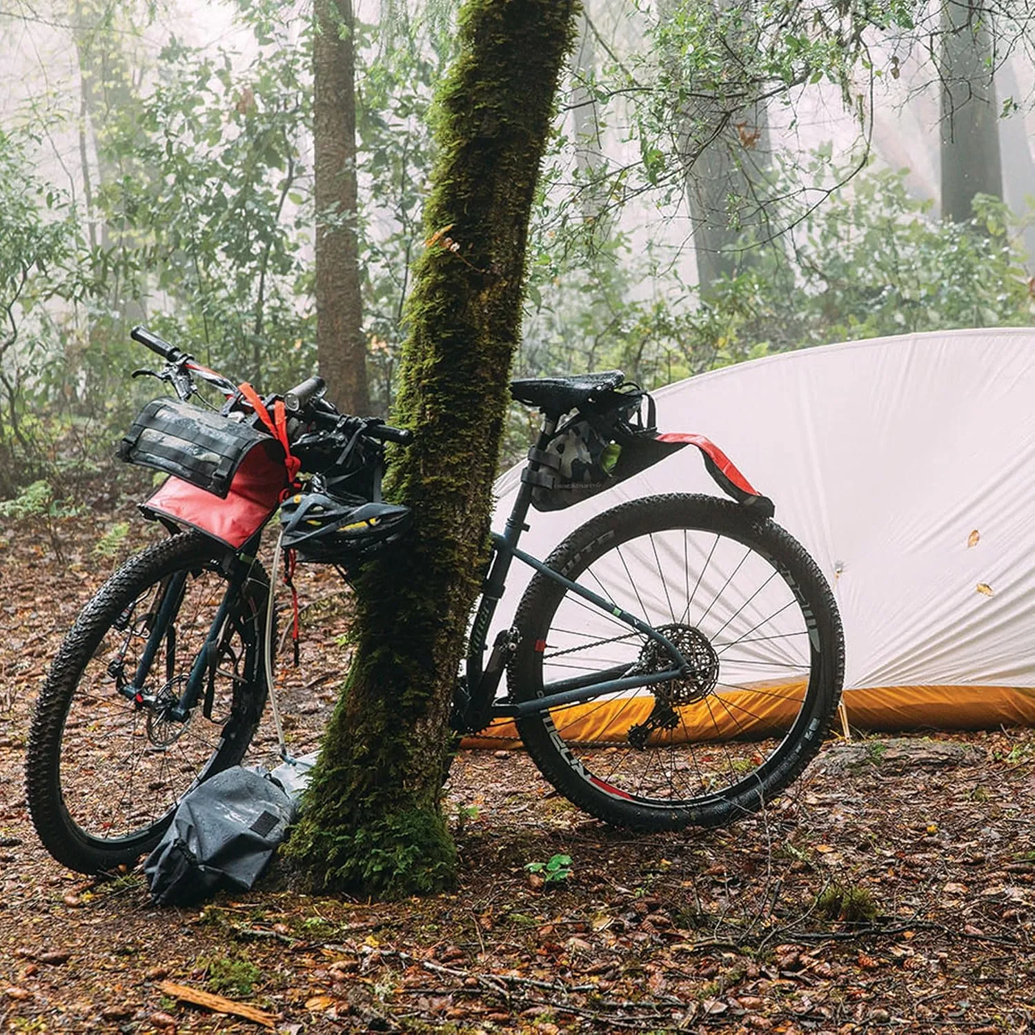 Blackburn Outpost HB Roll & Dry Bike Bag
