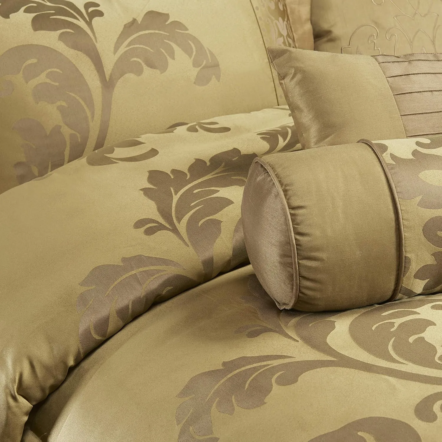 Chezmoi Collection 7-Piece Jacquard Floral Comforter Set (King, Gold)
