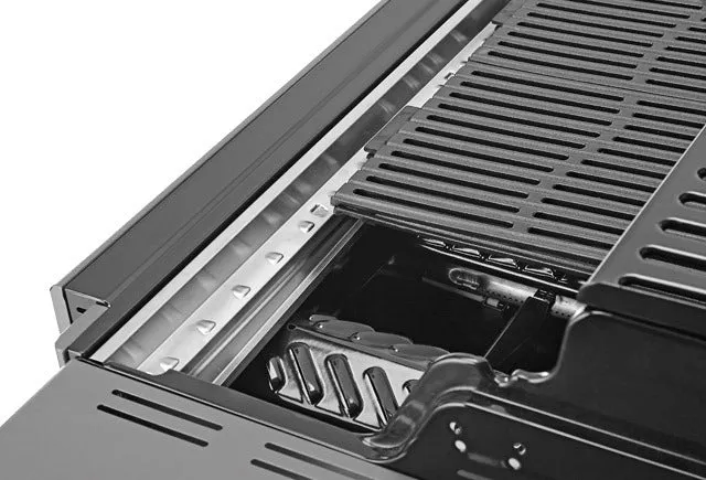 Coleman Revolution Dual Fuel, Charcoal & Gas Matte Black