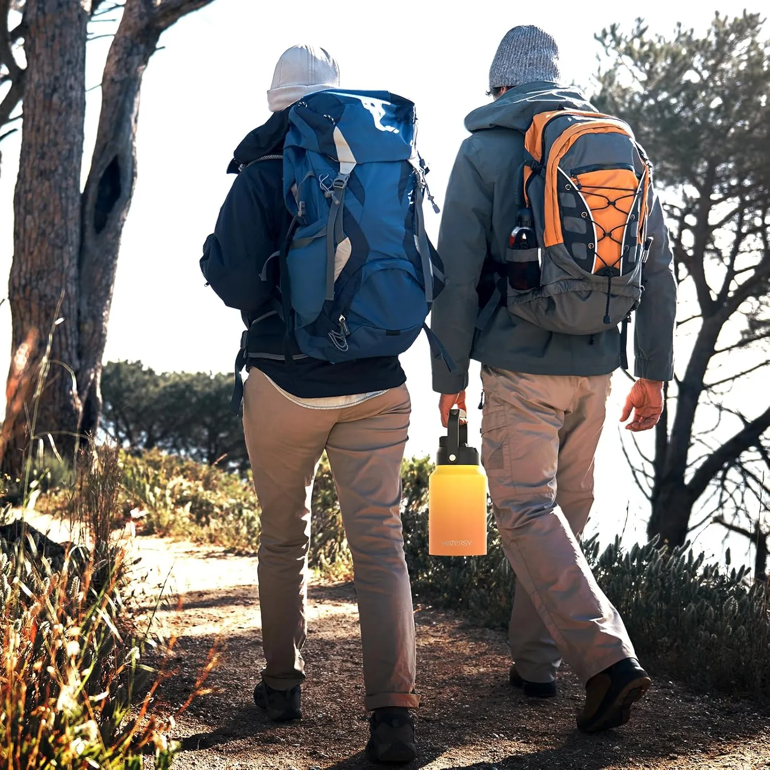 Half Gallon Water Bottle Insulated(Cold for 48 Hrs),BPA Free&Leak Proof,64oz Stainless Steel Water Jug/Flask,Big thermo,Large Water Bottle with Handle for Gym,Hiking,Camping,Gradual Yellow