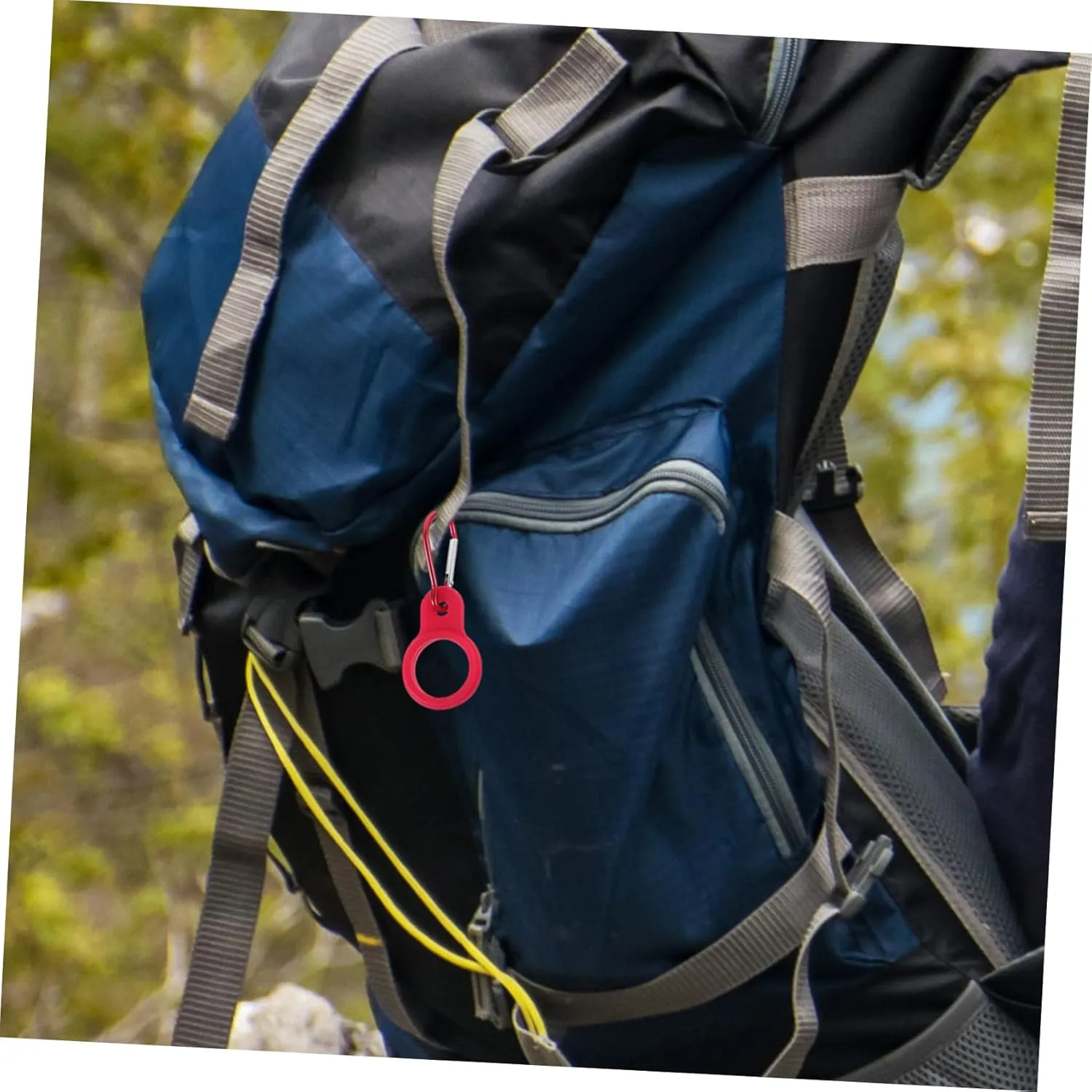Kisangel 5sets Camping Hiking Water Bottle Holders Multi-Function Belt Buckle Nylon Keys Holder Outdoor Supply Convenient Bottle Buckle 6pcs*5
