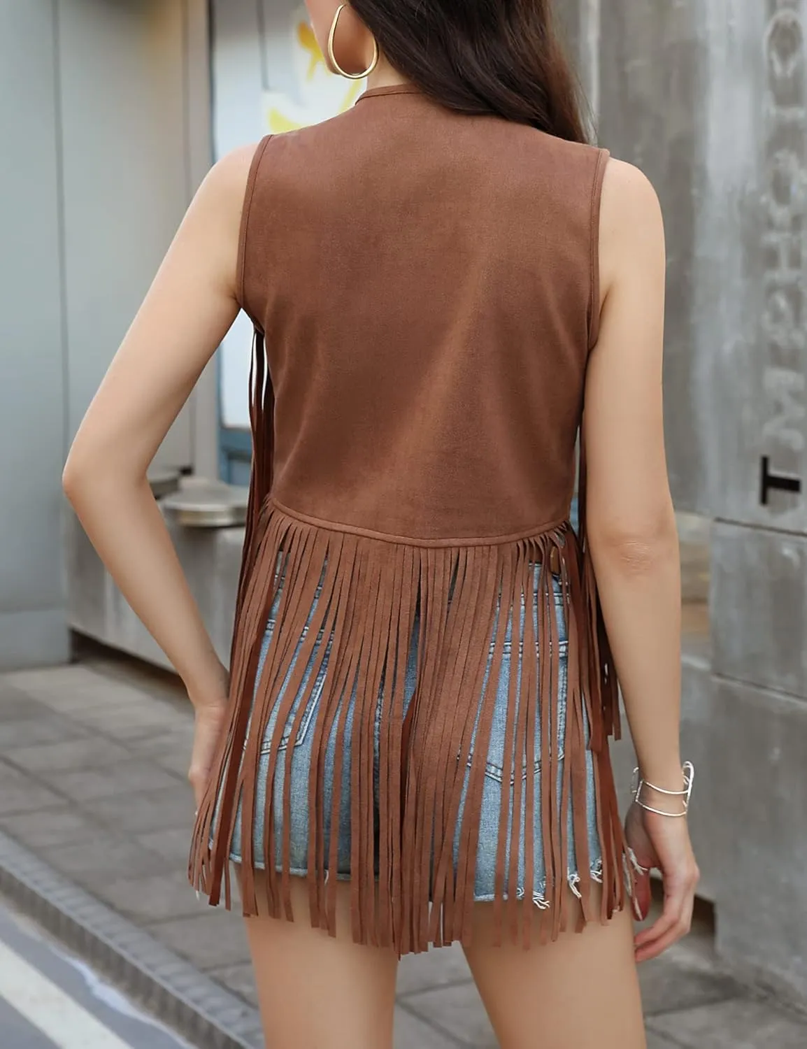 KOJOOIN Women's Fringe Vest 70s Hippie Faux Suede Rivets Sleeveless Costume Fringe Jacket Brown S