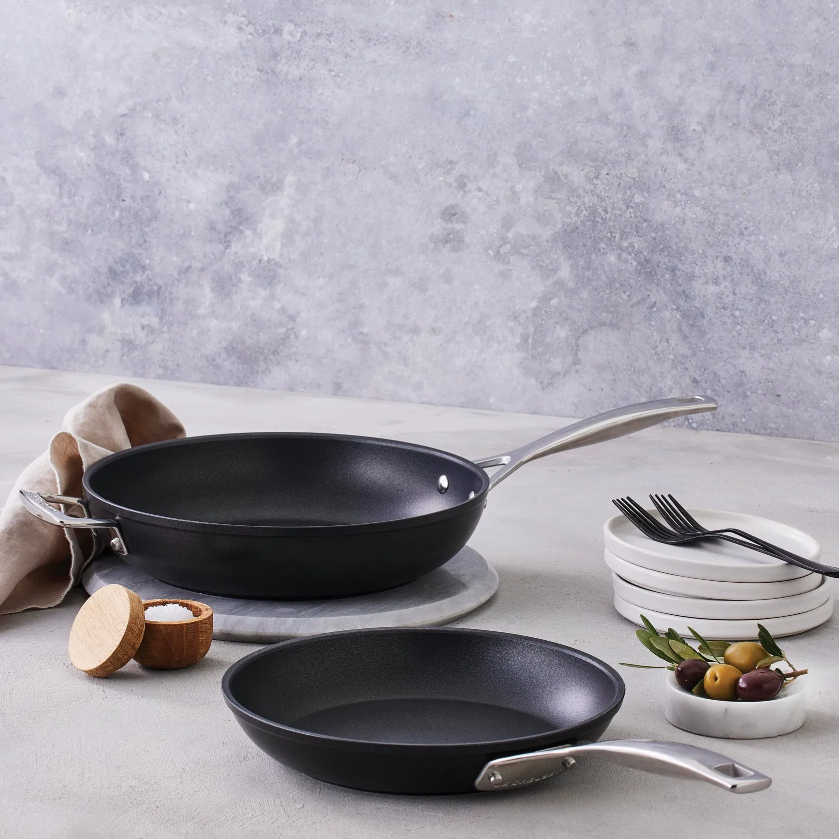 Le Creuset Toughened Non-Stick Deep Frying Pan 28cm