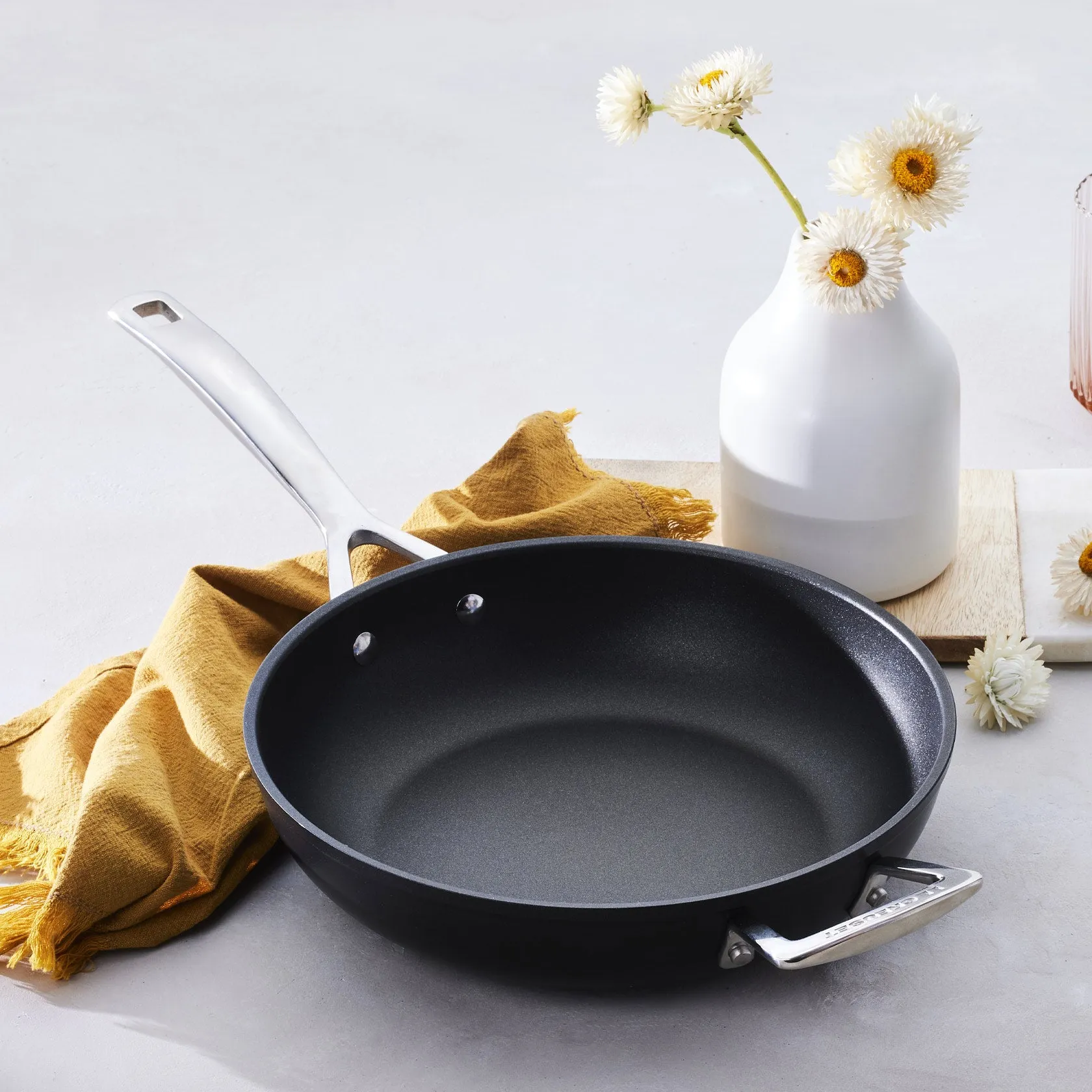 Le Creuset Toughened Non-Stick Deep Frying Pan 28cm