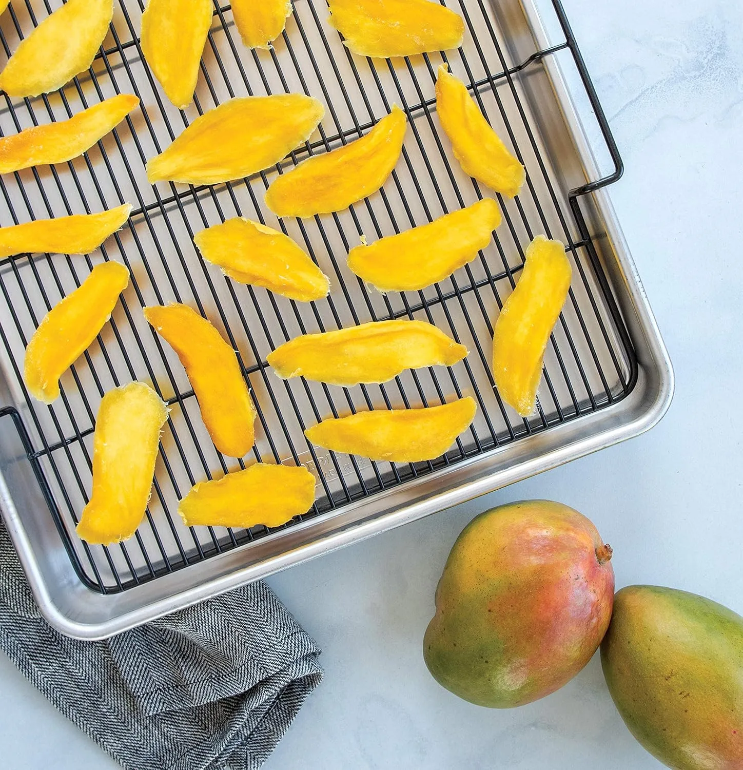 Nordic Ware Extra Large Oven Crisping Baking Tray, with Rack, Silver