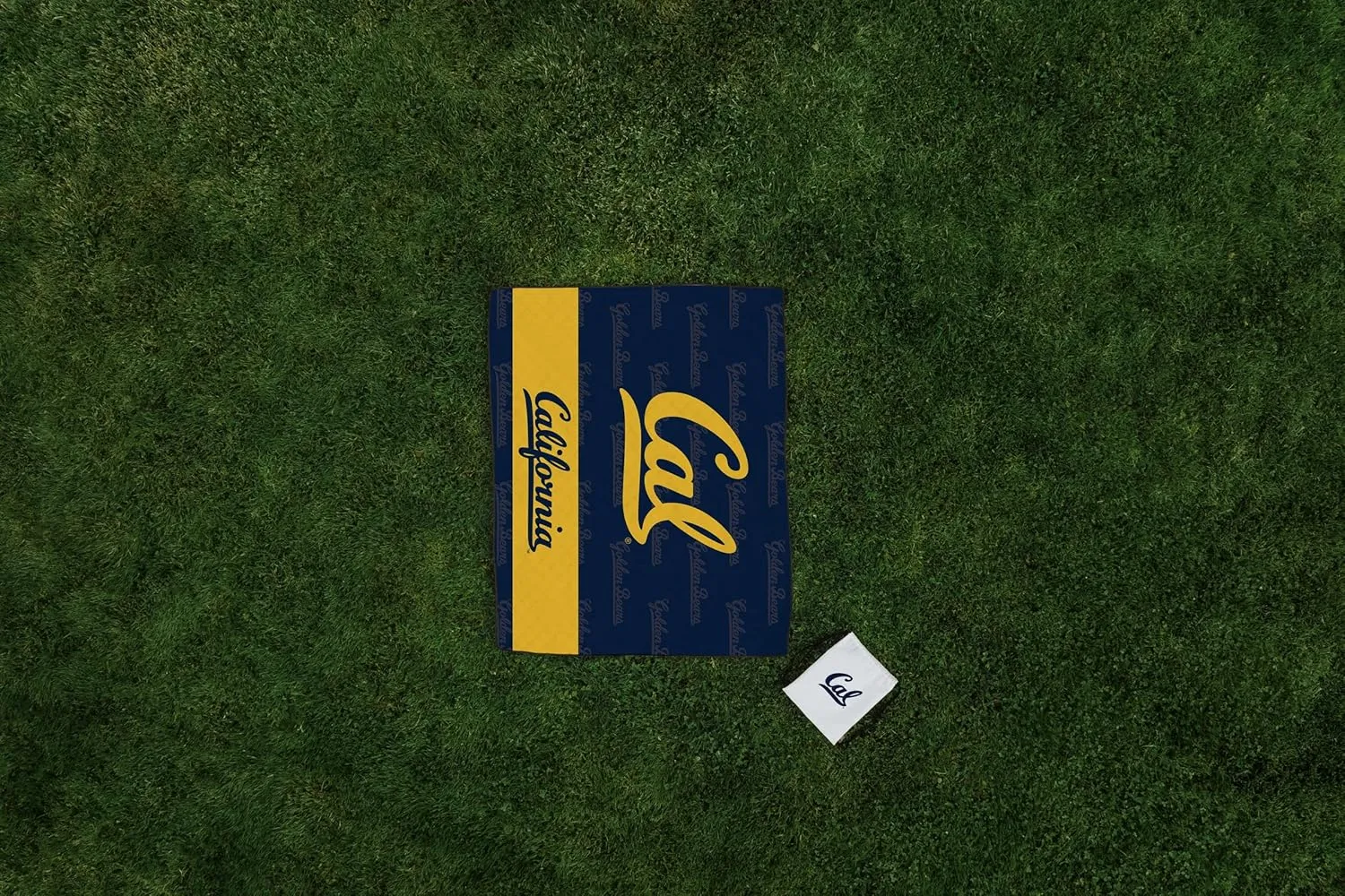 PICNIC TIME NCAA Unisex-Adult NCAA Impressa Picnic Blanket, Lightweight Beach Blanket, Machine Washable, Outdoor Blanket