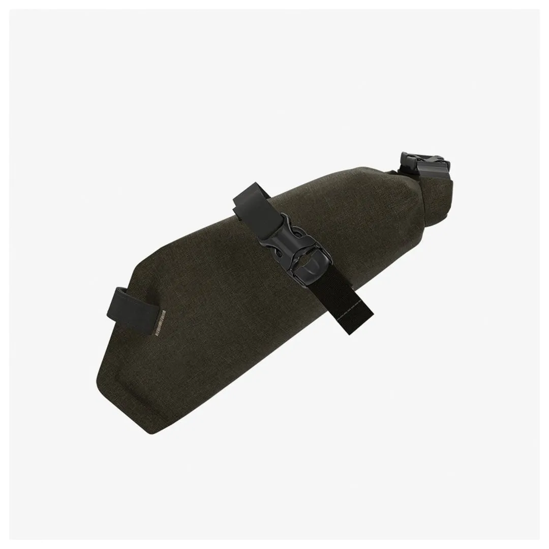 SCAPE SADDLE ROLL BAG