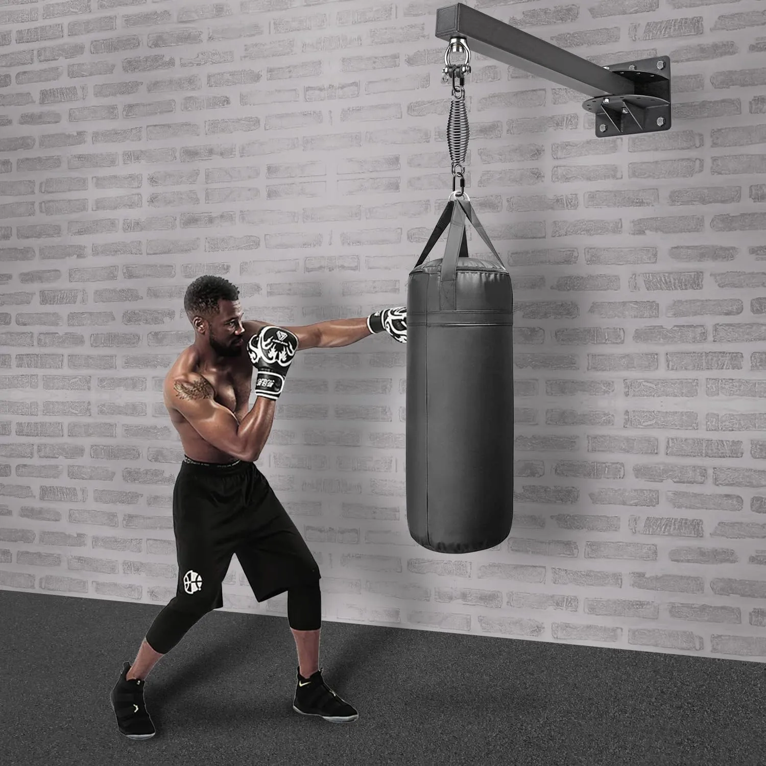 SELEWARE Wall Mount Heavy Bag Hanger Heavy Duty Punching Bag Hanger Adjustable Boxing Bag Bracket for Home Gym Indoor Outdoor Boxing, Muay Thai and MMA Training