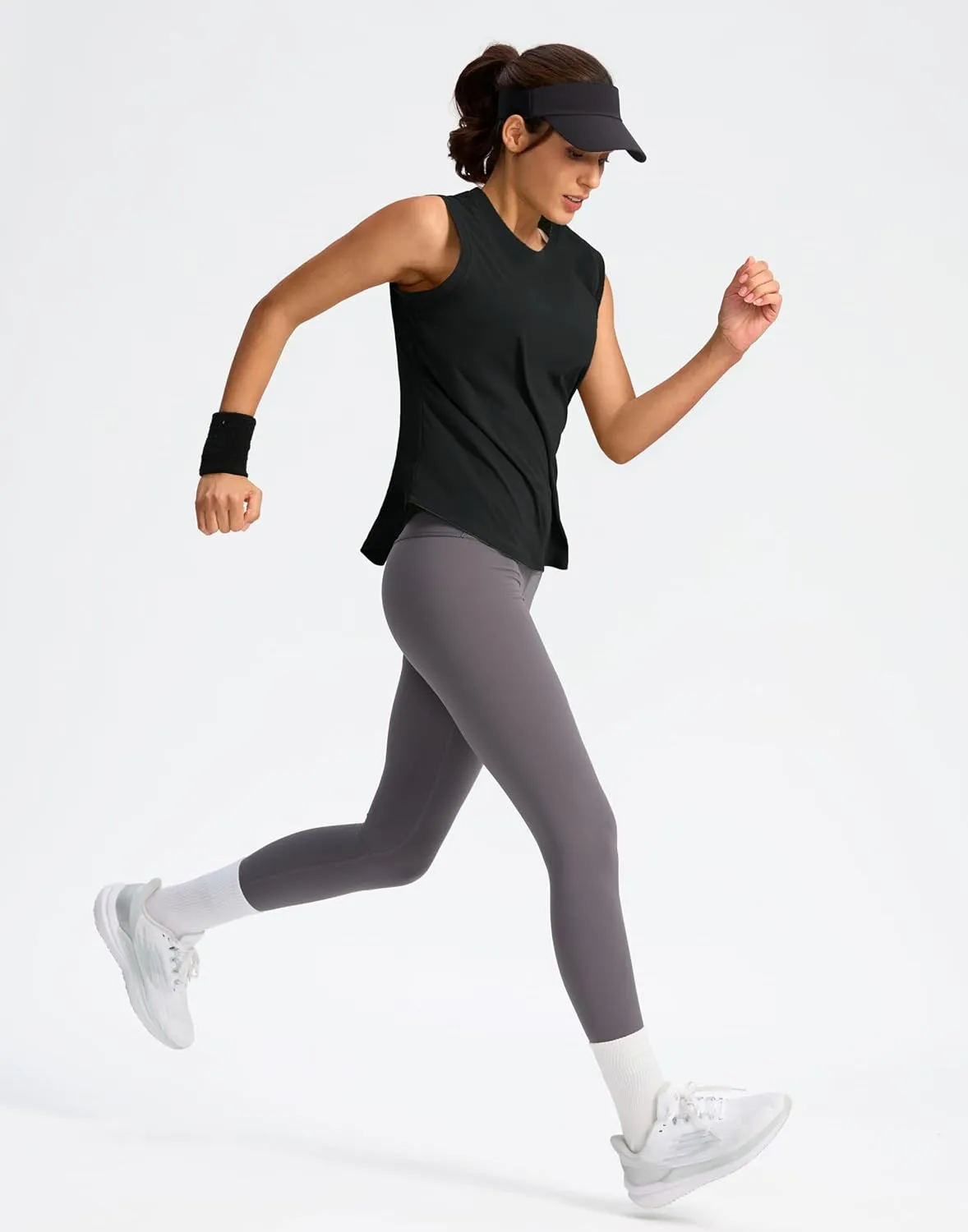 Soothfeel Womens Workout Tops for Women Sleeveless Tennis Yoga Shirts Lightweight Loose Athletic Running Tank Tops
