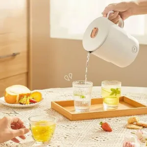 Travel-Friendly Foldable Kettle - Perfect Outdoor Gear