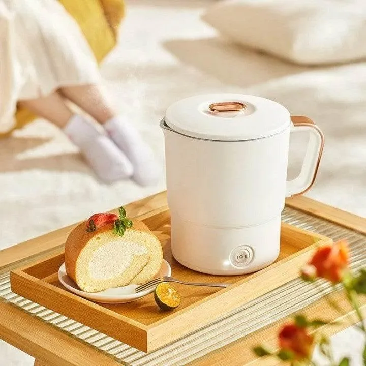 Travel-Friendly Foldable Kettle - Perfect Outdoor Gear