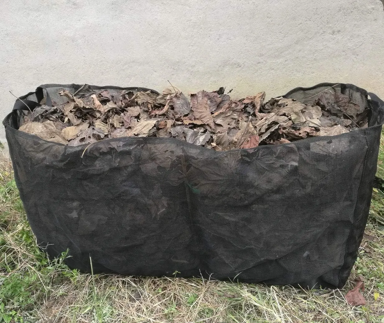 XTARPS - 31 Cubic feet (234 Gallon) Capacity Mulch Bag, Leaf Bag, Garden Bag, Landscaping Bag