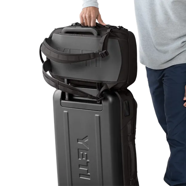 Yeti Crossroads 35L Backpack  Black